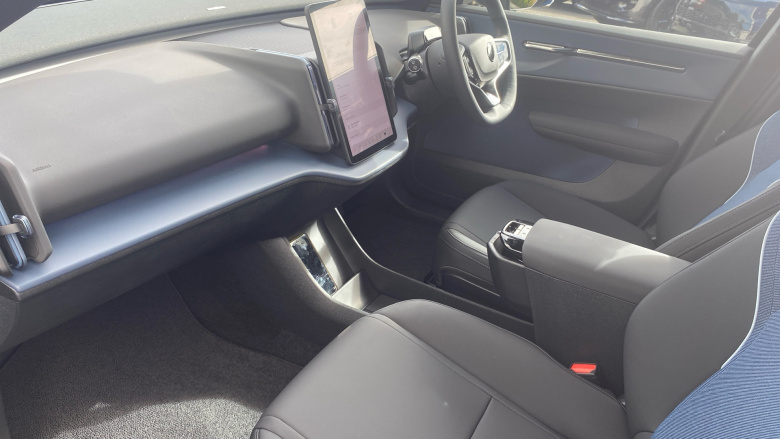 Volvo EX30 200kW SM Extended Range Plus 69kWh 5dr Auto Electric Estate